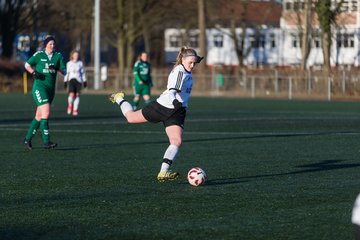 Bild 136 - Frauen SG Holstein Sued - SV Gruenweiss-Siebenbaeumen : Ergebnis: 0:2